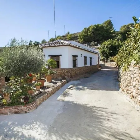 Ferienhaus Mit Privatpool Fuer 4 Personen Ca 65 Qm In Nerja, Andalusien Costa Del Sol *
